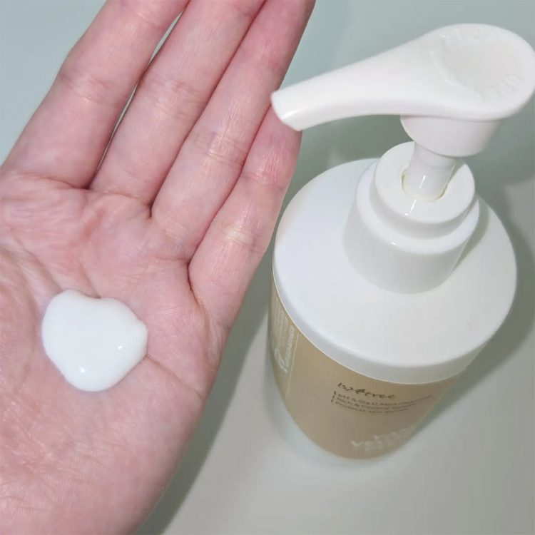 شوینده یام روت ایزنتری Isntree Yam Root Vegan Milk Cleanser